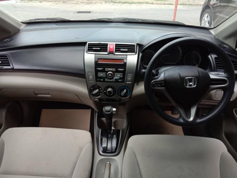 HONDA city 2013