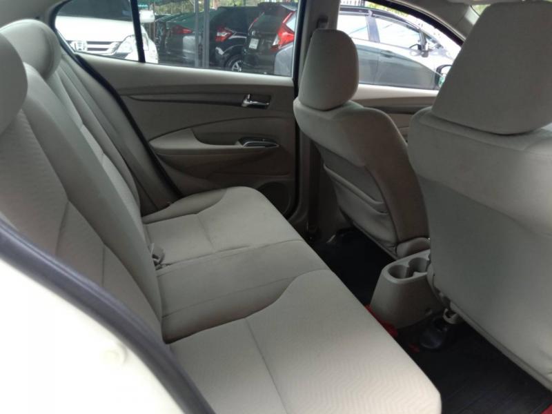 HONDA city 2013