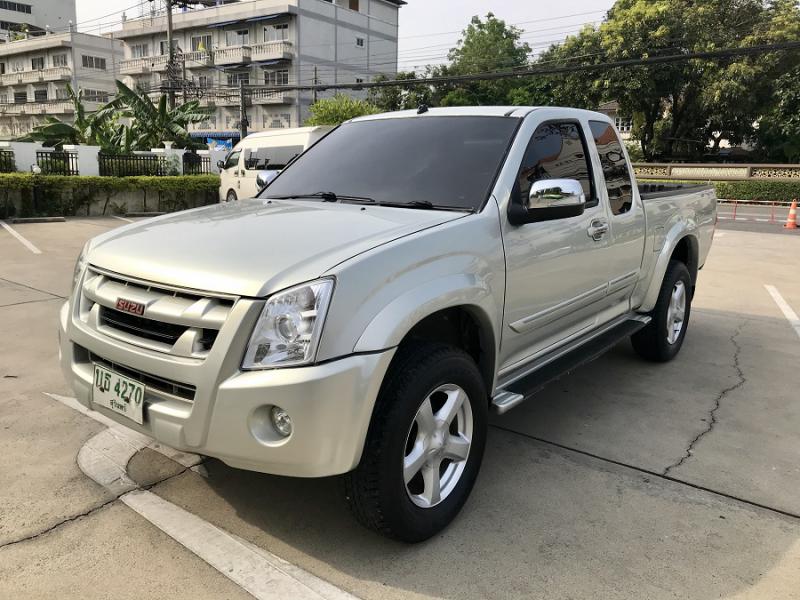 ISUZU 2.5 hilender 2009