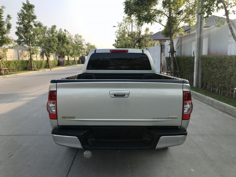 ISUZU 3.0 hilender 2007