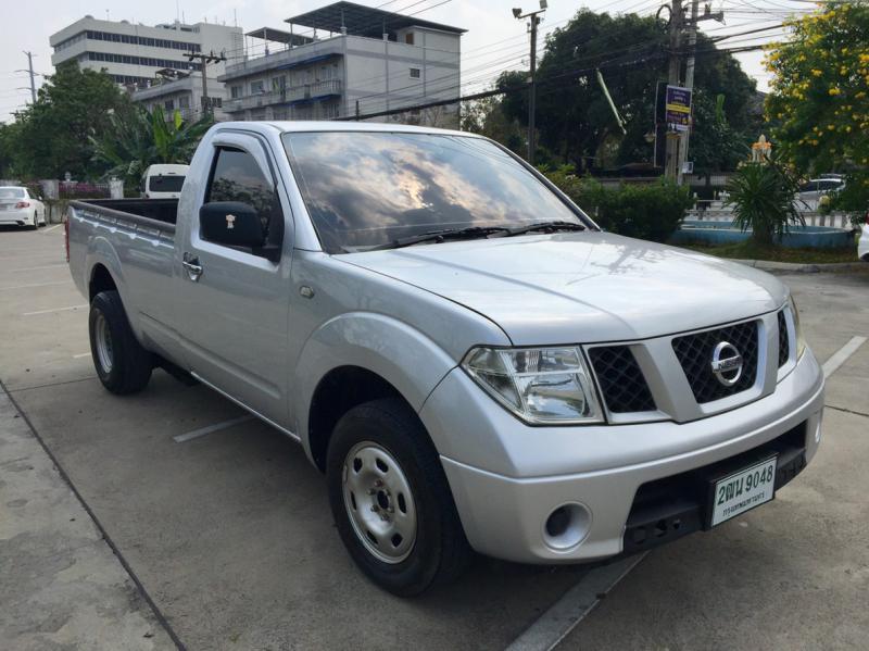 NISSAN Navara  2009