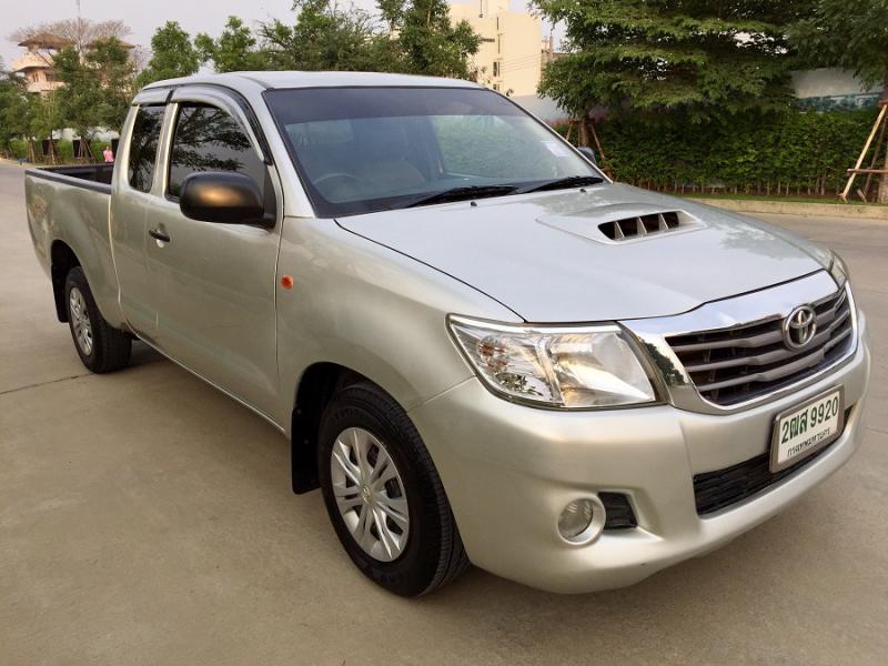 TOYOTA 2.5 smart cab 2012