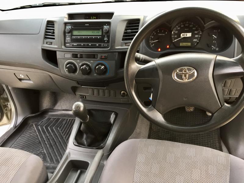 TOYOTA 2.5 smart cab 2012
