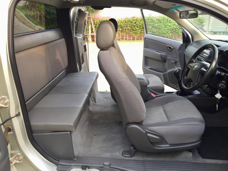 TOYOTA 2.5 smart cab 2012