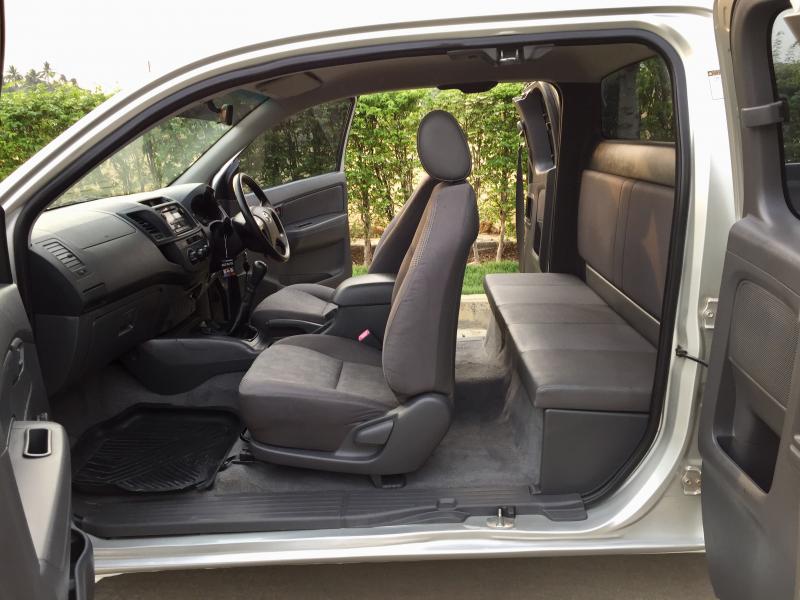 TOYOTA 2.5 smart cab 2012