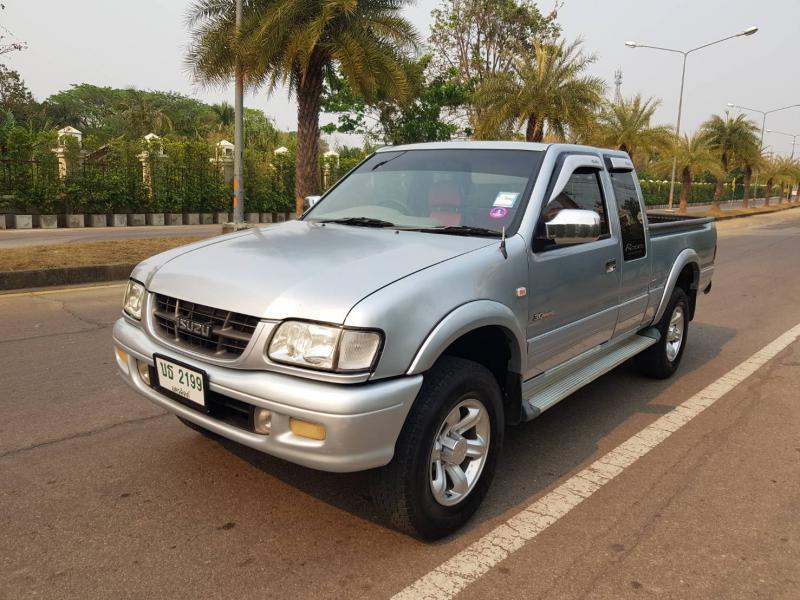 ISUZU Dragon Eye Cap 4x4 2000