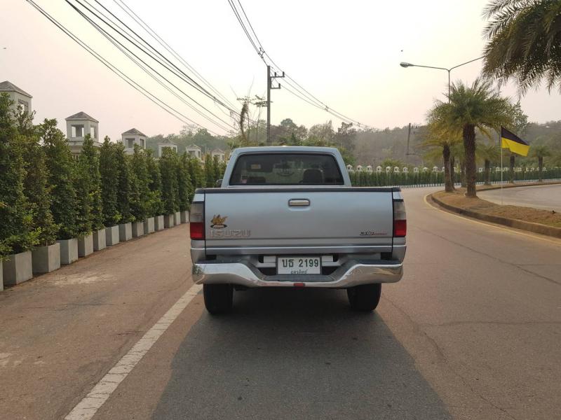 ISUZU Dragon Eye Cap 4x4 2000