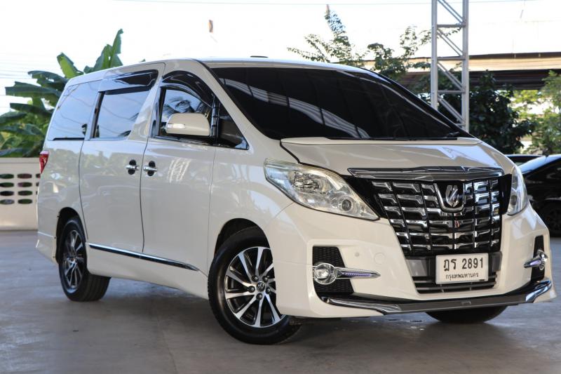 TOYOTA ALPHARD 2.4 V  2012