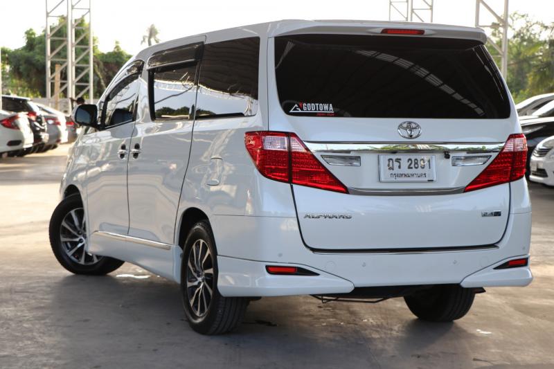 TOYOTA ALPHARD 2.4 V 2012
