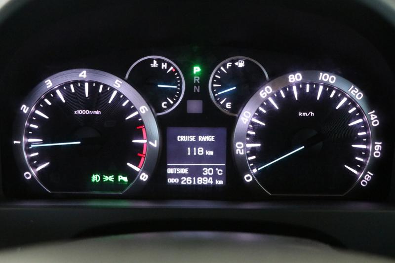 TOYOTA ALPHARD 2.4 V 2012