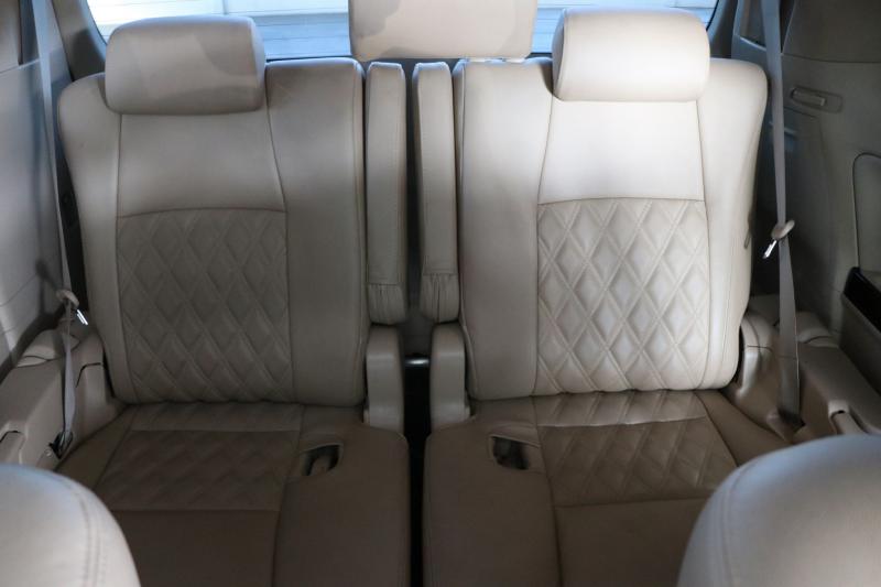 TOYOTA ALPHARD 2.4 V 2012
