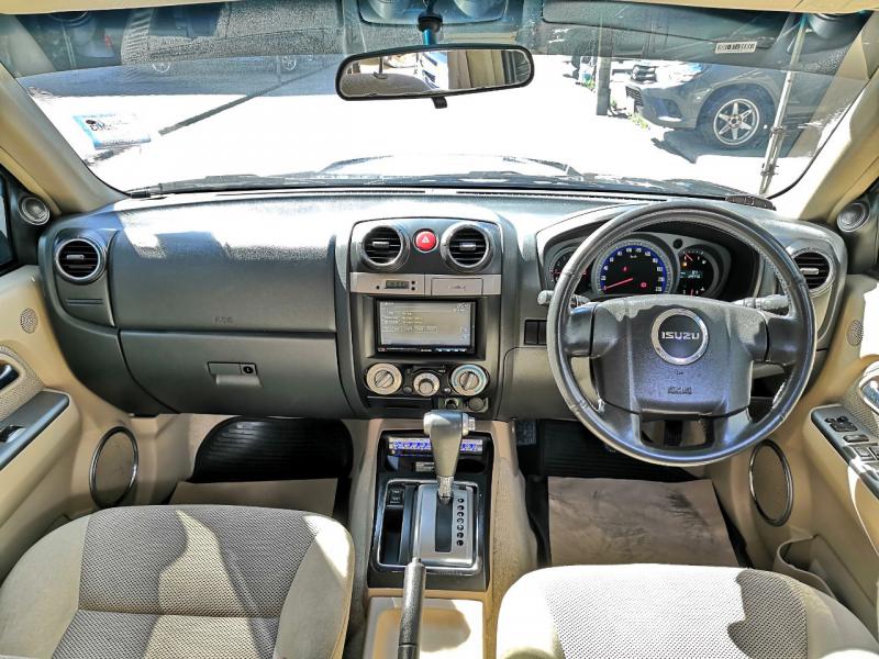 ISUZU DMAX 2009