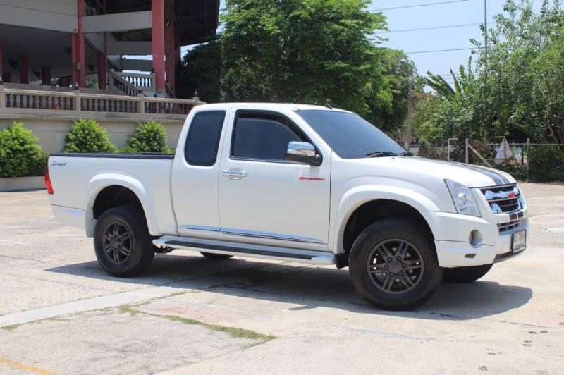 ISUZU ISUZU X Series Hi LANDER ปี 2011 เครื่อง 2500 2011