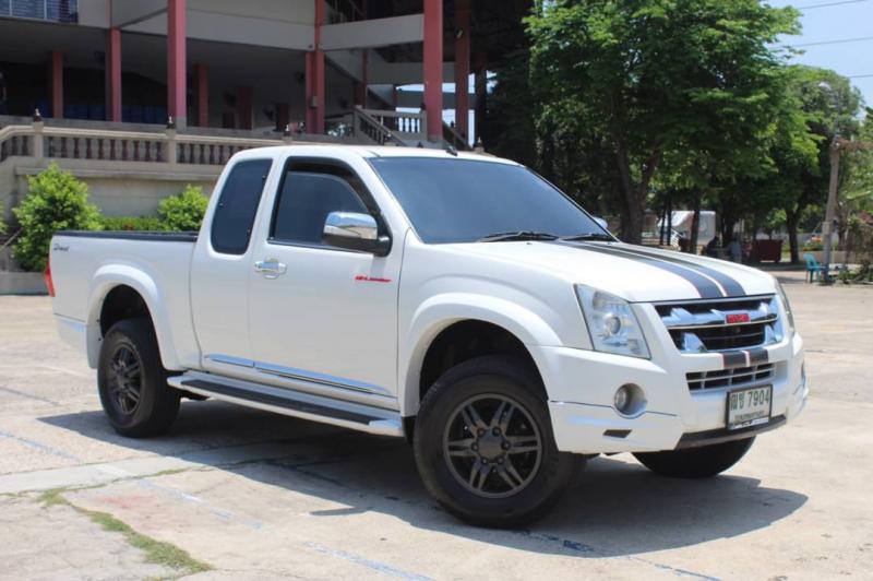 ISUZU ISUZU X Series Hi LANDER ปี 2011 เครื่อง 2500 2011