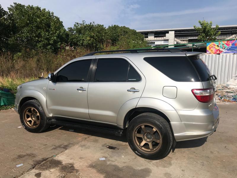 TOYOTA FORTUNER 3.0 V 2010