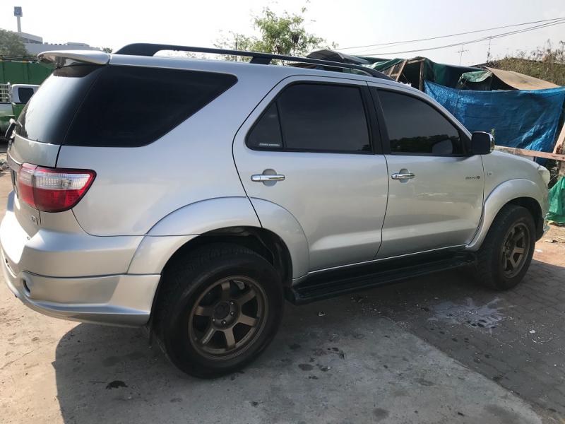 TOYOTA FORTUNER 3.0 V 2010