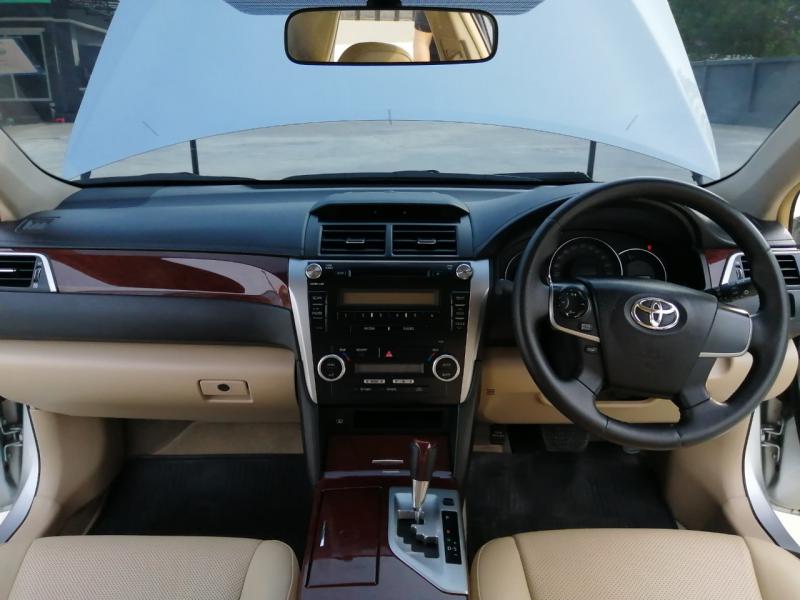 TOYOTA 2.0G 2012