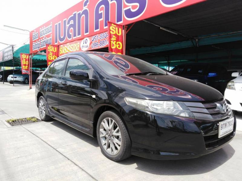 HONDA city 2010