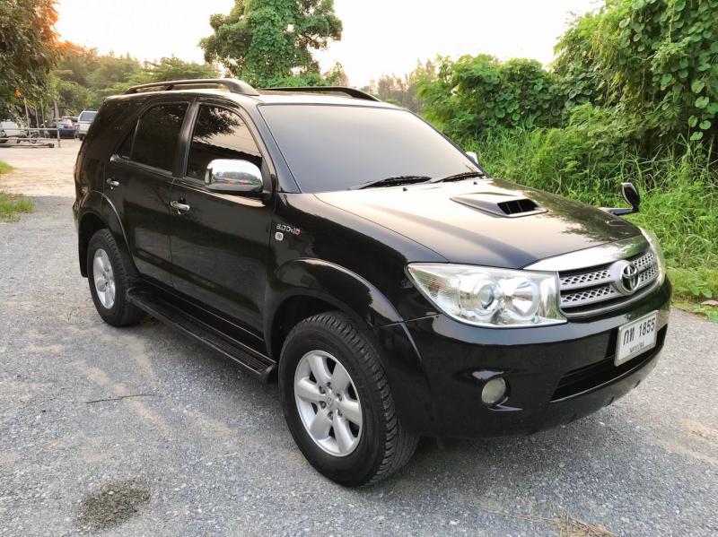 TOYOTA Fortuner 3.0 V 2010