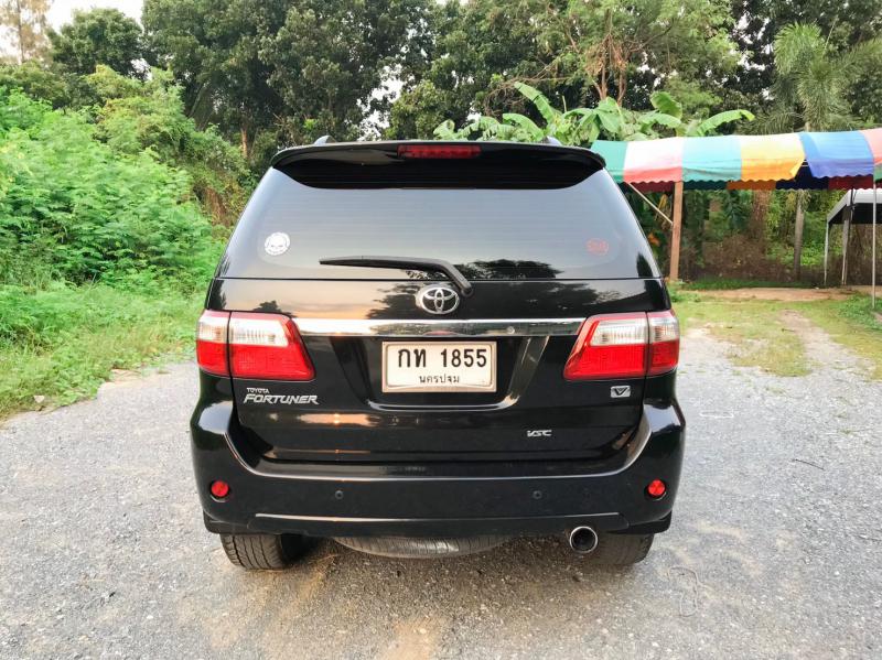 TOYOTA Fortuner 3.0 V 2010