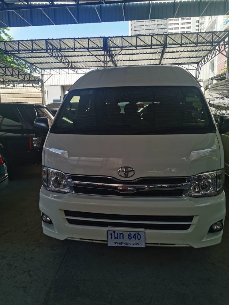 TOYOTA COMMUTER 2.7 CNG 2014