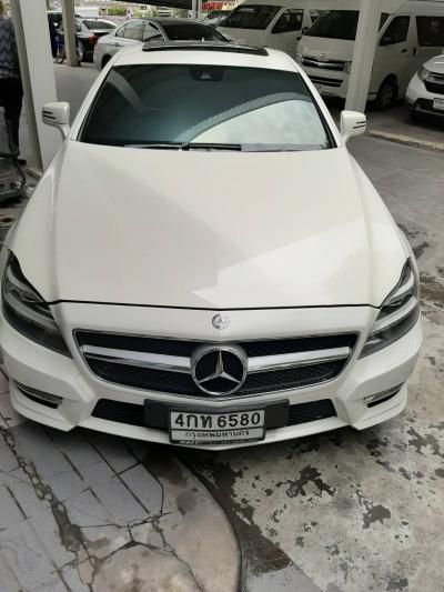 BENZ 2012 นนทบุรี