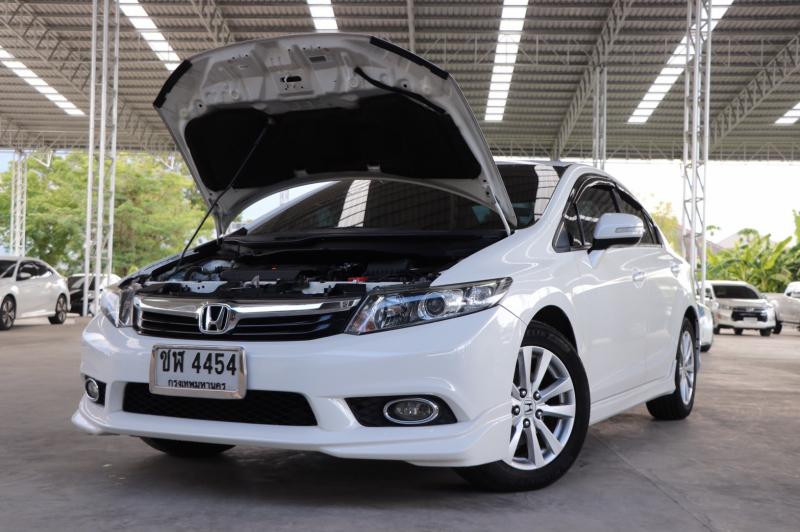 HONDA civic 1.8 e 2013