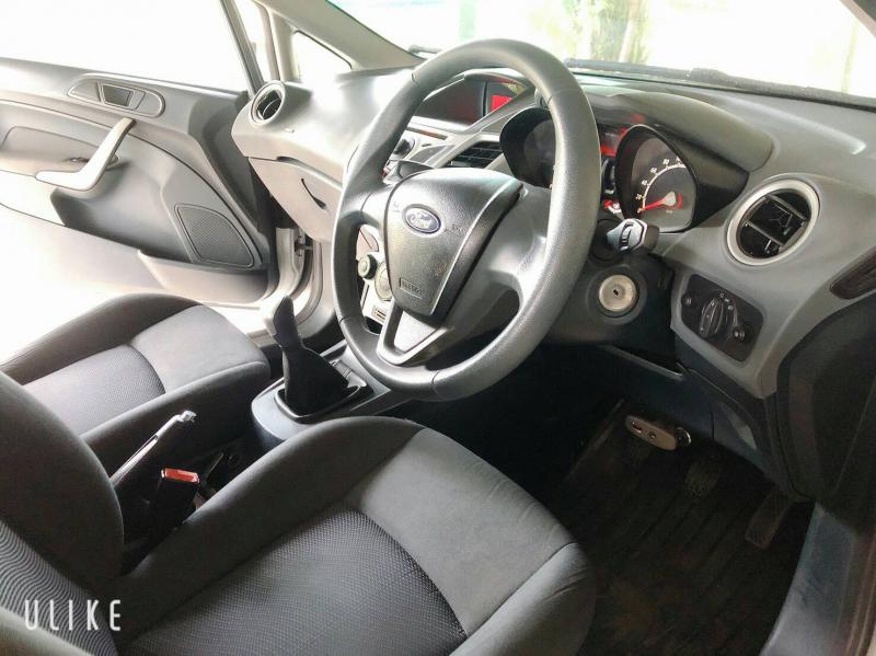 FORD Fiesta 2011