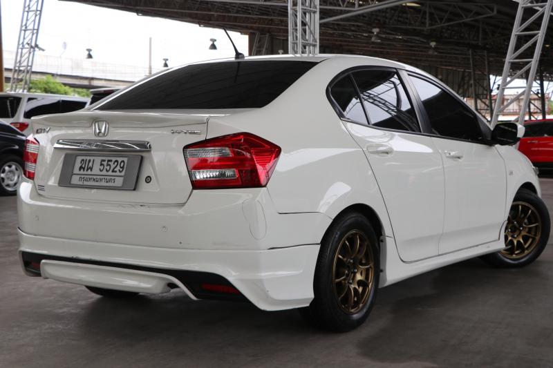 HONDA 1.5 S 2012