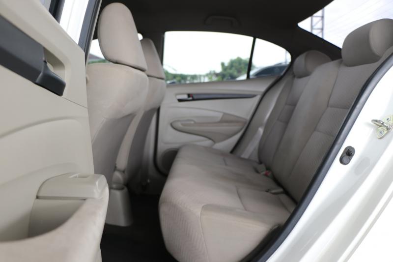 HONDA 1.5 S 2012