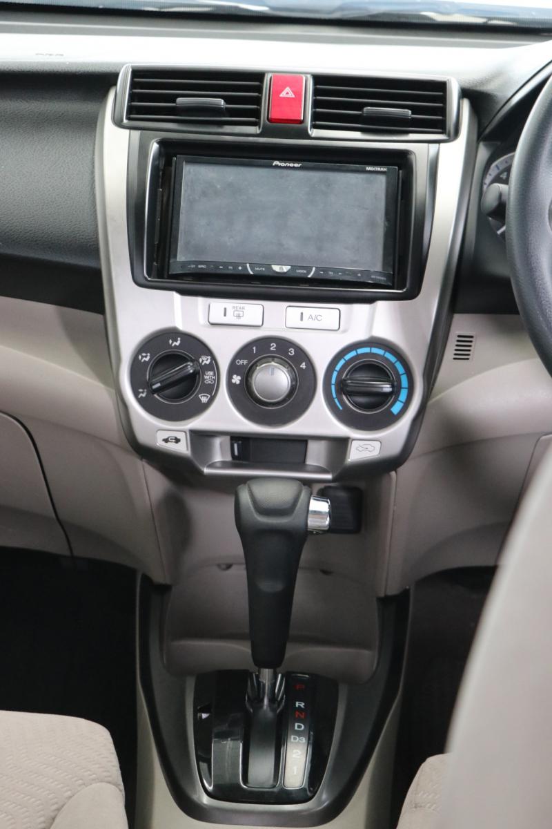 HONDA 1.5 S 2012