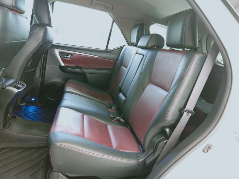 TOYOTA fortuner 2.8 trd 4wd 2018