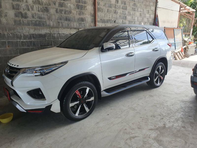 TOYOTA Fortuner 2018