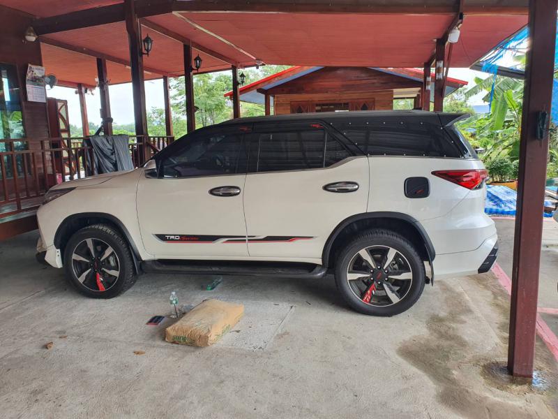 TOYOTA Fortuner 2018