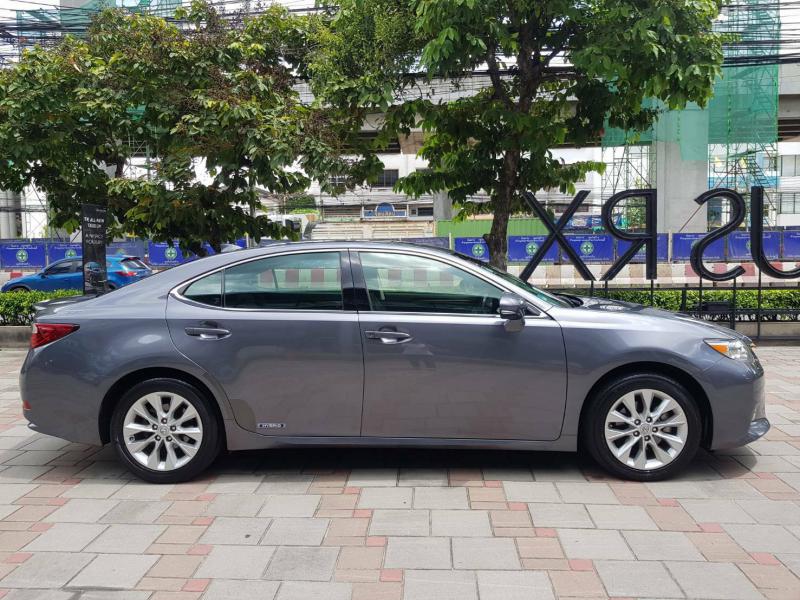 LEXUS ES300h 2015