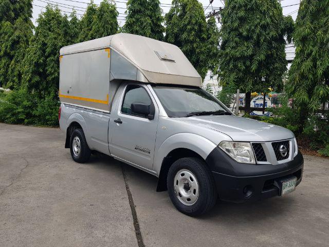 NISSAN NAVARA 2.5 XE 2010