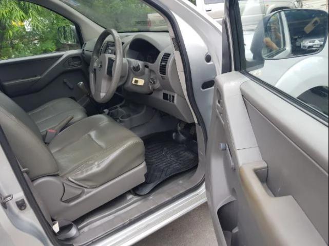 NISSAN NAVARA 2.5 XE 2010