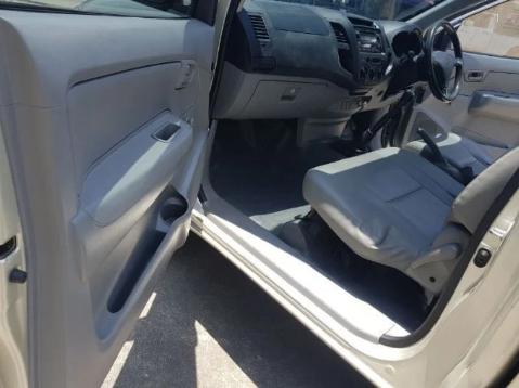 TOYOTA Hilux Vigo 2.7 J ตอน 2010