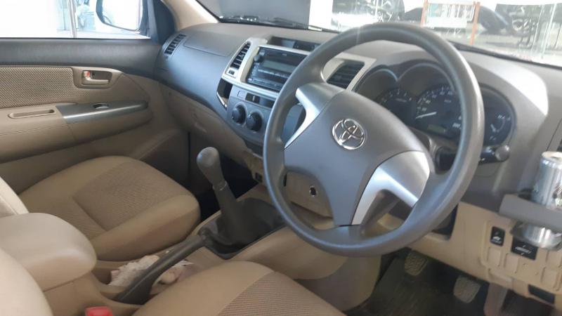 TOYOTA VIGO  2012