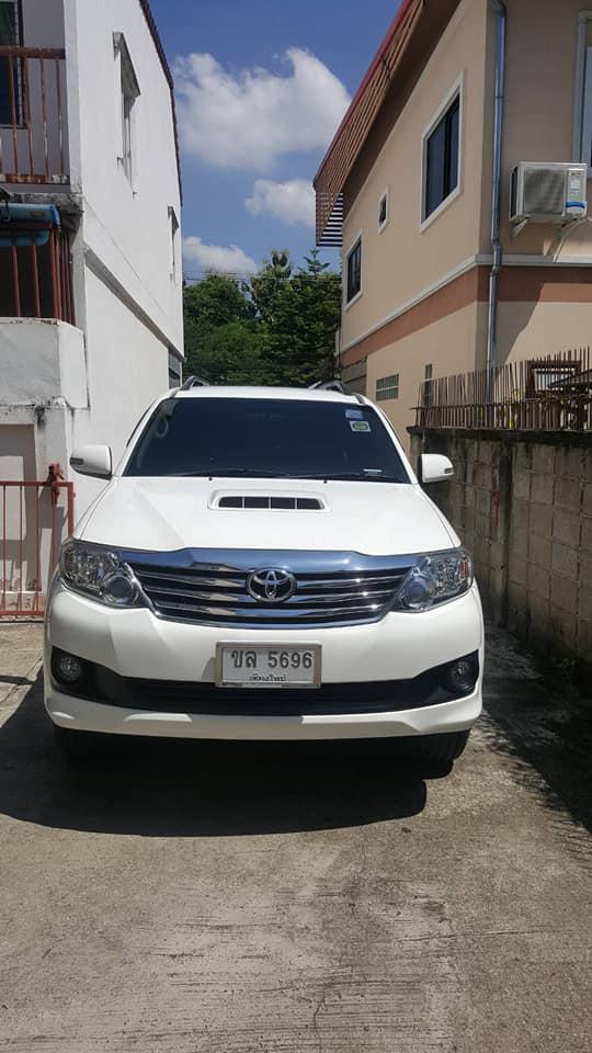 TOYOTA FORTUNER 2014