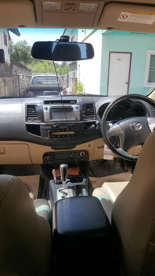 TOYOTA FORTUNER 2014