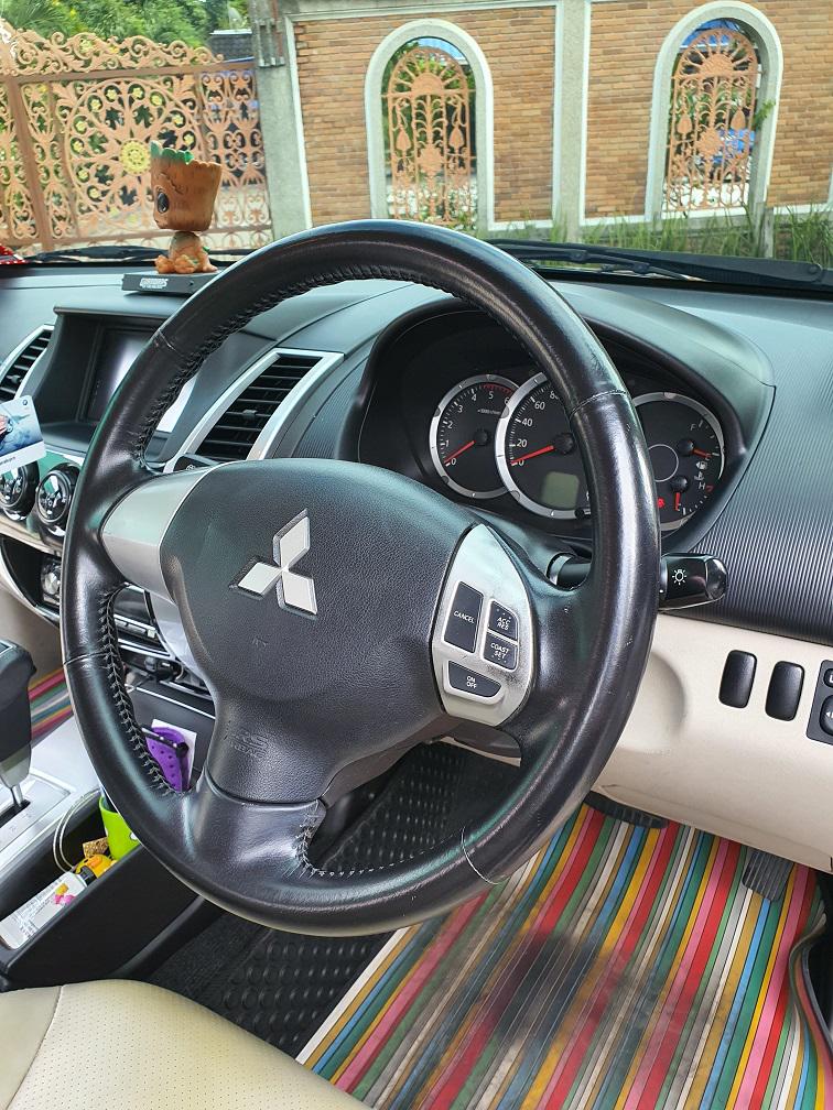 MITSUBISHI Pajero sport 2010