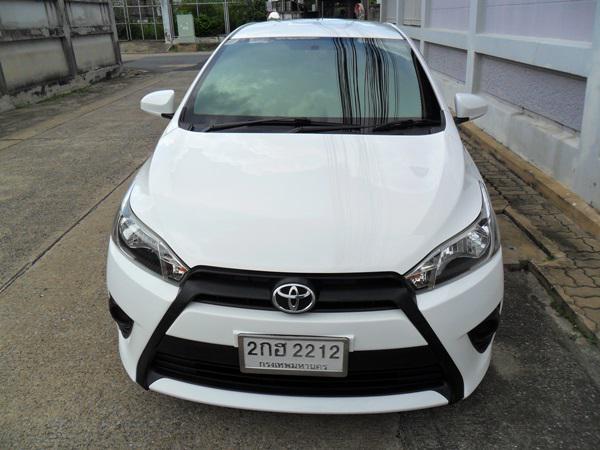 TOYOTA Yaris 2014