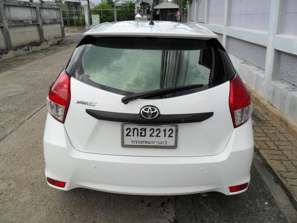 TOYOTA Yaris 2014