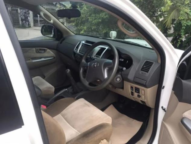 TOYOTA Fortuner 2.5G vn-tur 2014