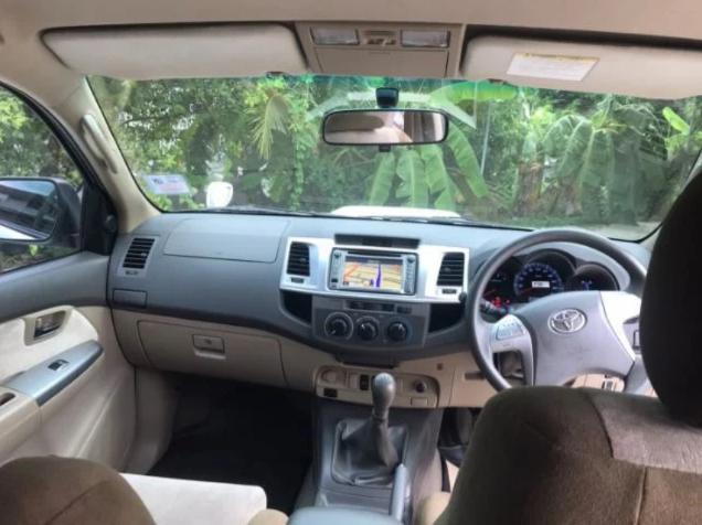 TOYOTA Fortuner 2.5G vn-tur 2014