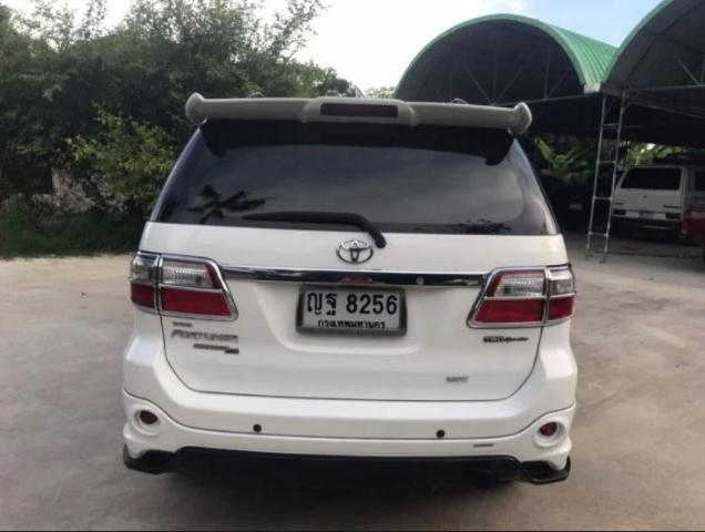 TOYOTA Fortuner 3.0v trd 4w 2011