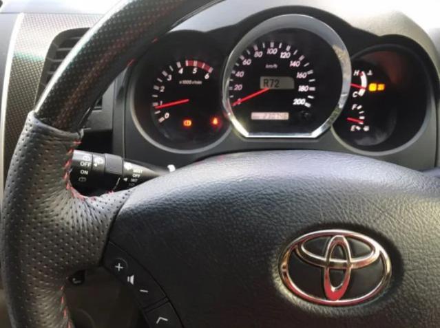 TOYOTA Fortuner 3.0v trd 4w 2011