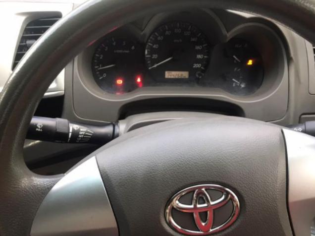 TOYOTA Hilux Vigo Champ 2.5 2011