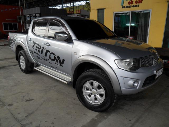 MITSUBISHI Triton 2011